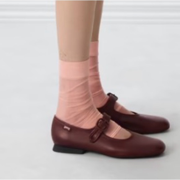 Camper Casi Myra Mary Jane’s - Picture 3 of 7